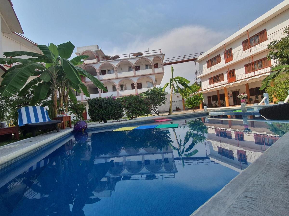 Hotel Hacienda De Zapata 히우테펙 외부 사진