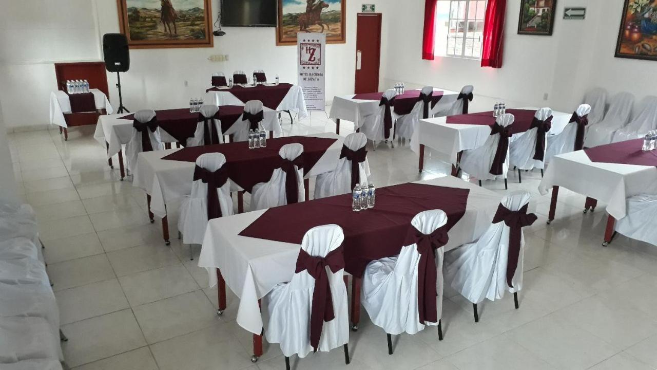 Hotel Hacienda De Zapata 히우테펙 외부 사진