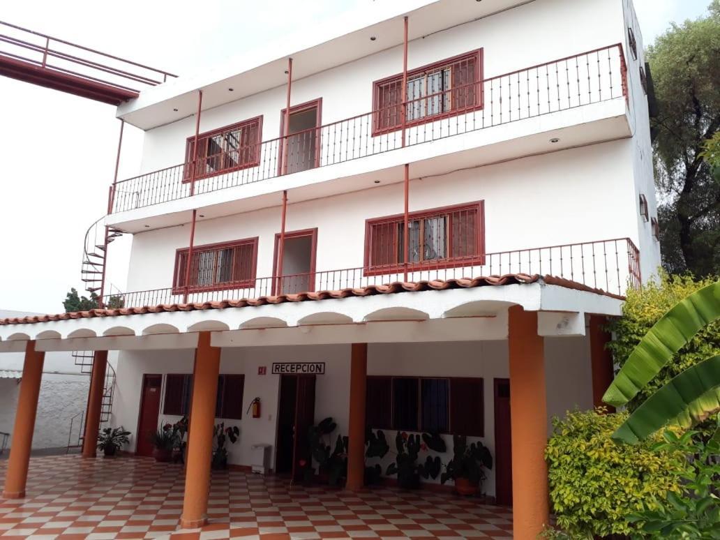 Hotel Hacienda De Zapata 히우테펙 외부 사진