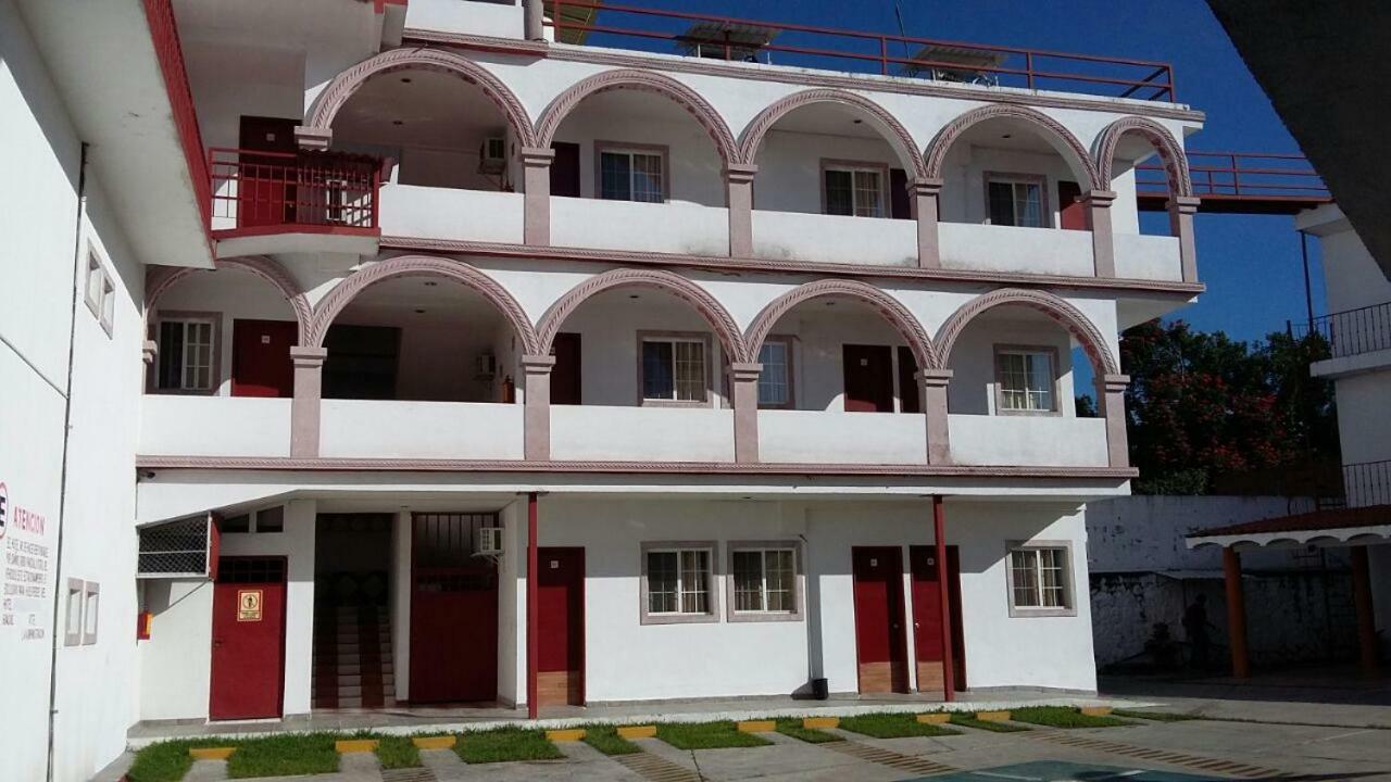 Hotel Hacienda De Zapata 히우테펙 외부 사진